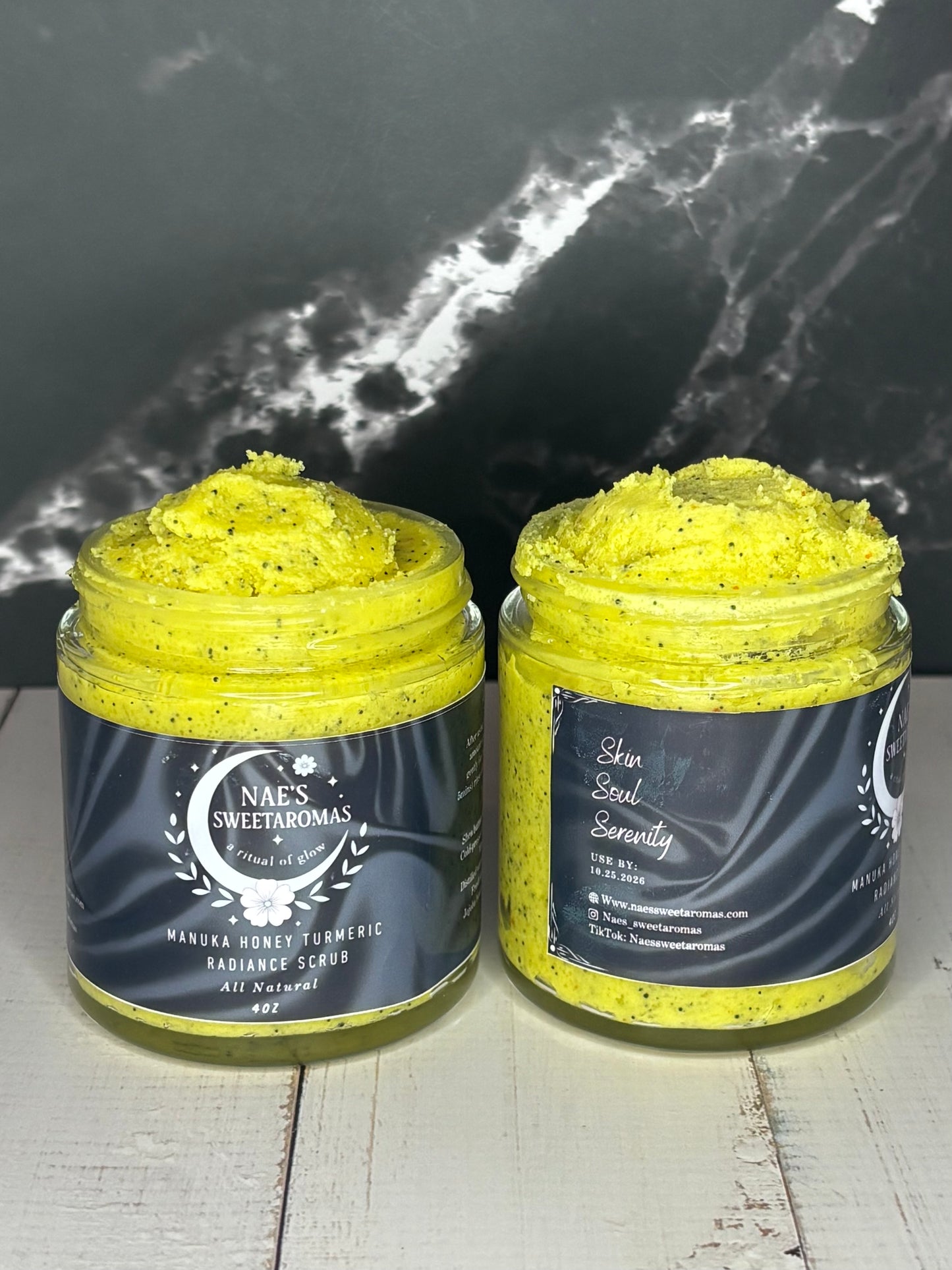 4oz Manuka Honey Turmeric Radiance Scrub