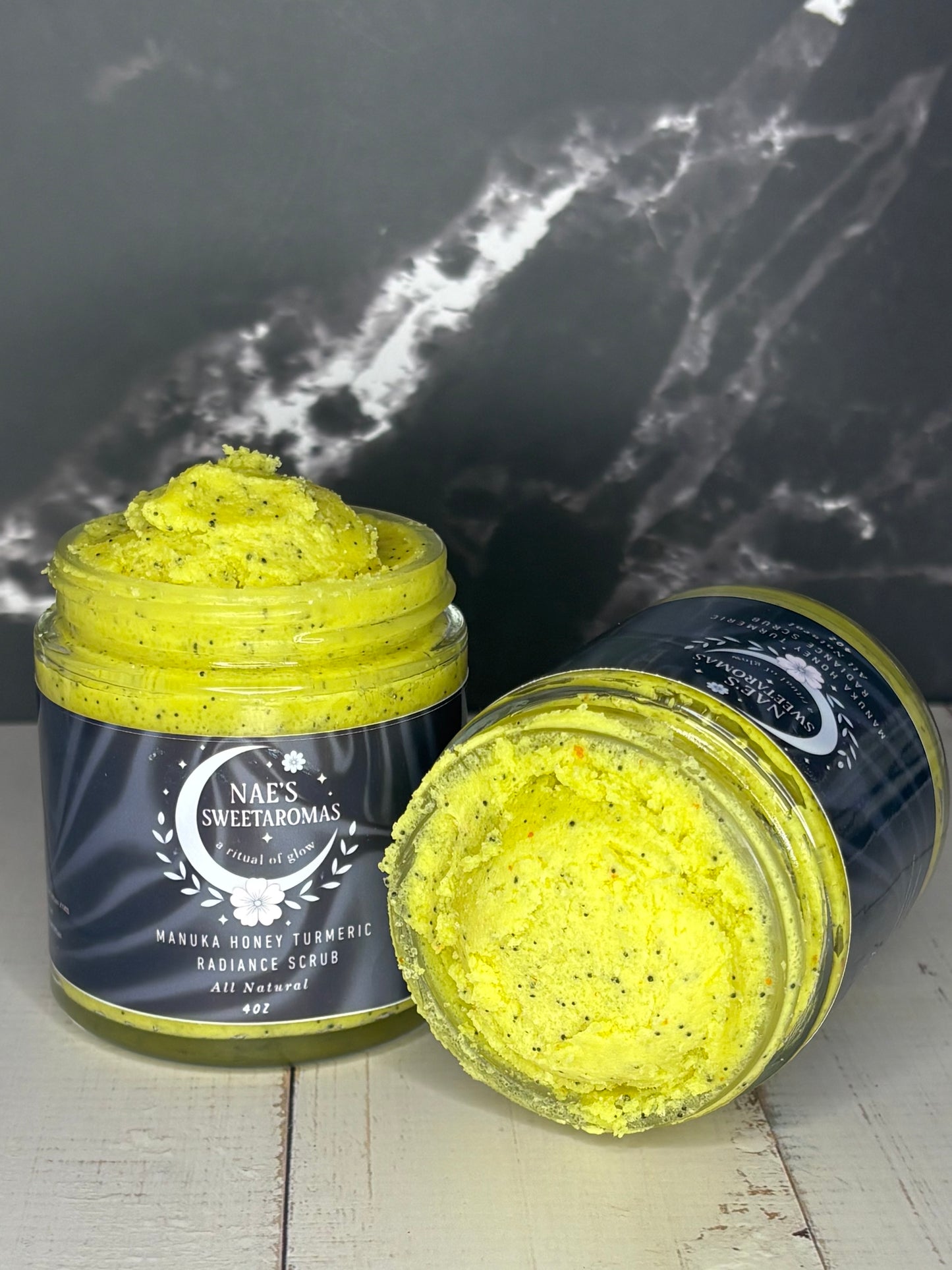 4oz Manuka Honey Turmeric Radiance Scrub